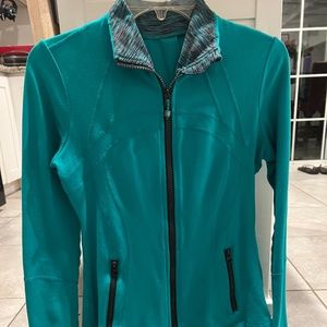 Lululemon Define Running or Yoga Jacket